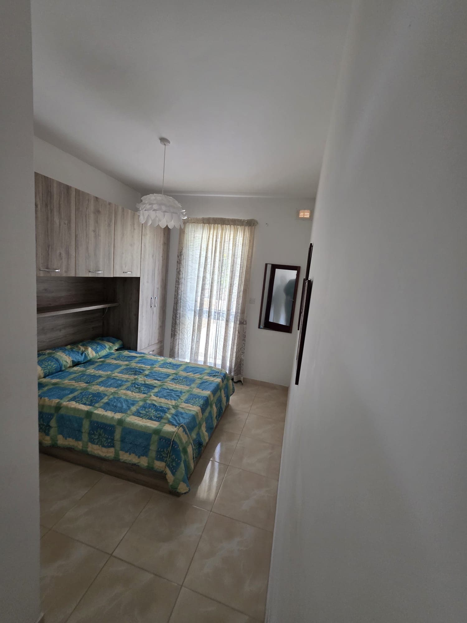 2 bedrooms / 2 bathrooms 7