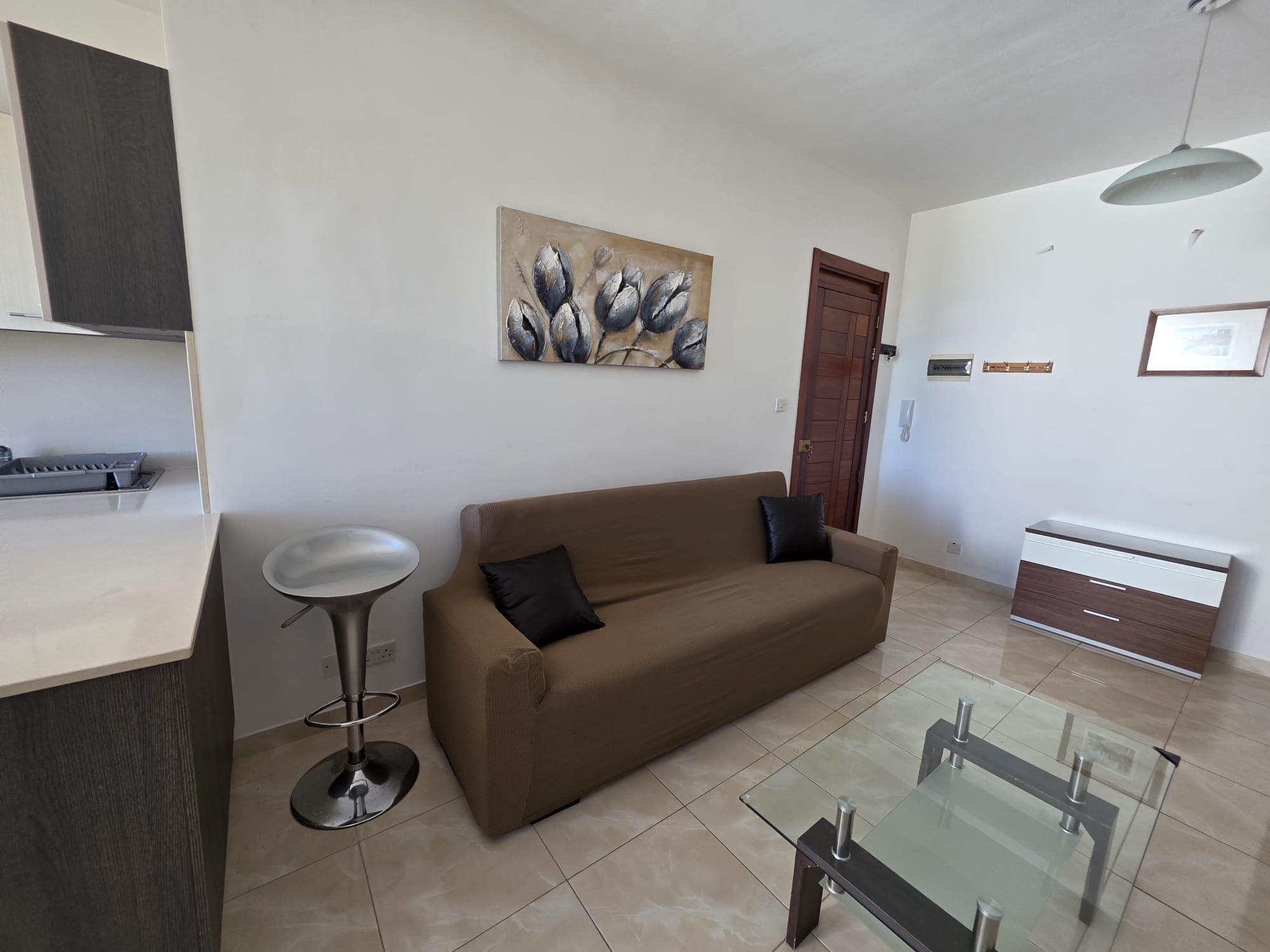 2 bedrooms / 2 bathrooms 15