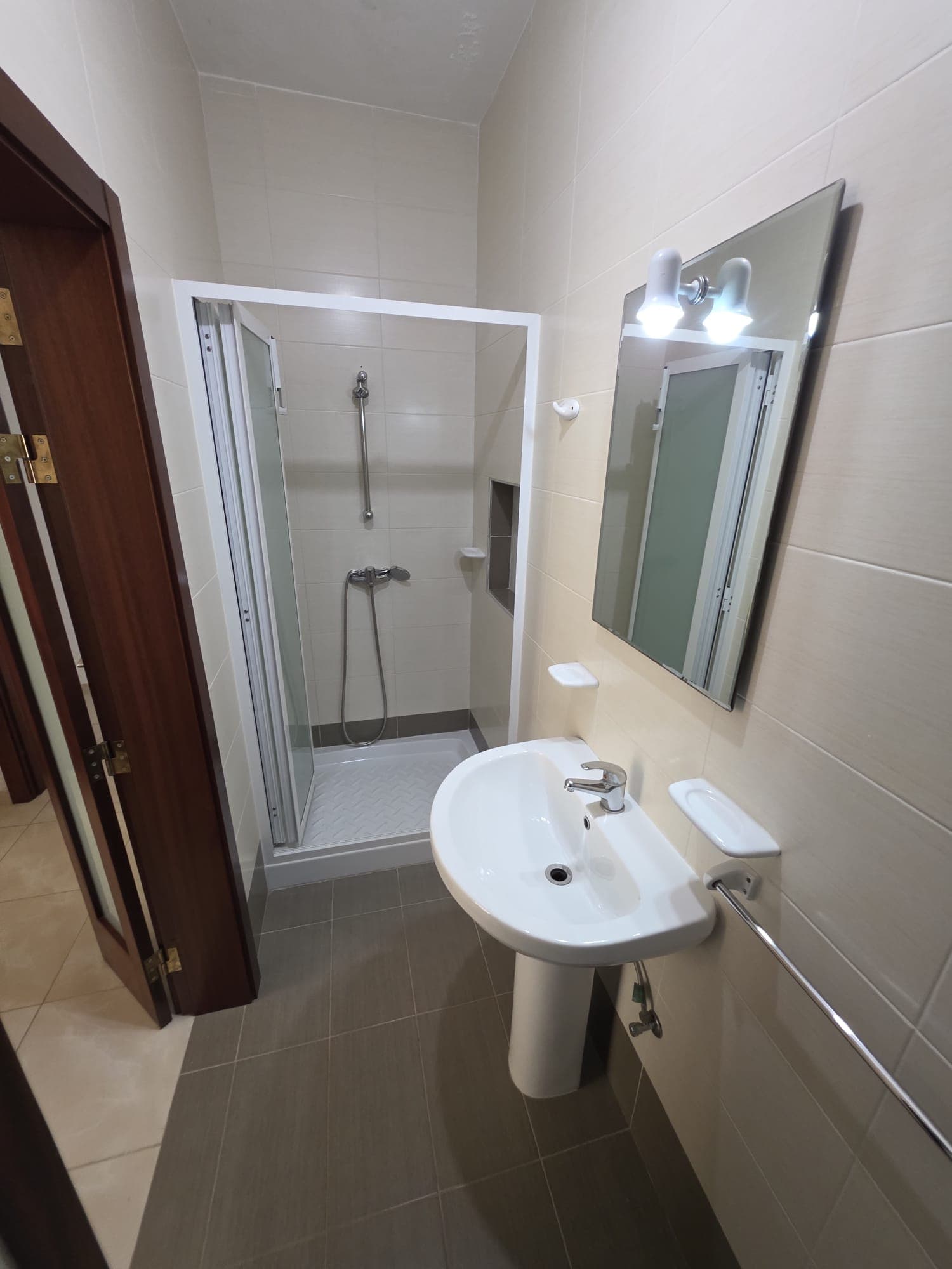 2 bedrooms / 2 bathrooms 19